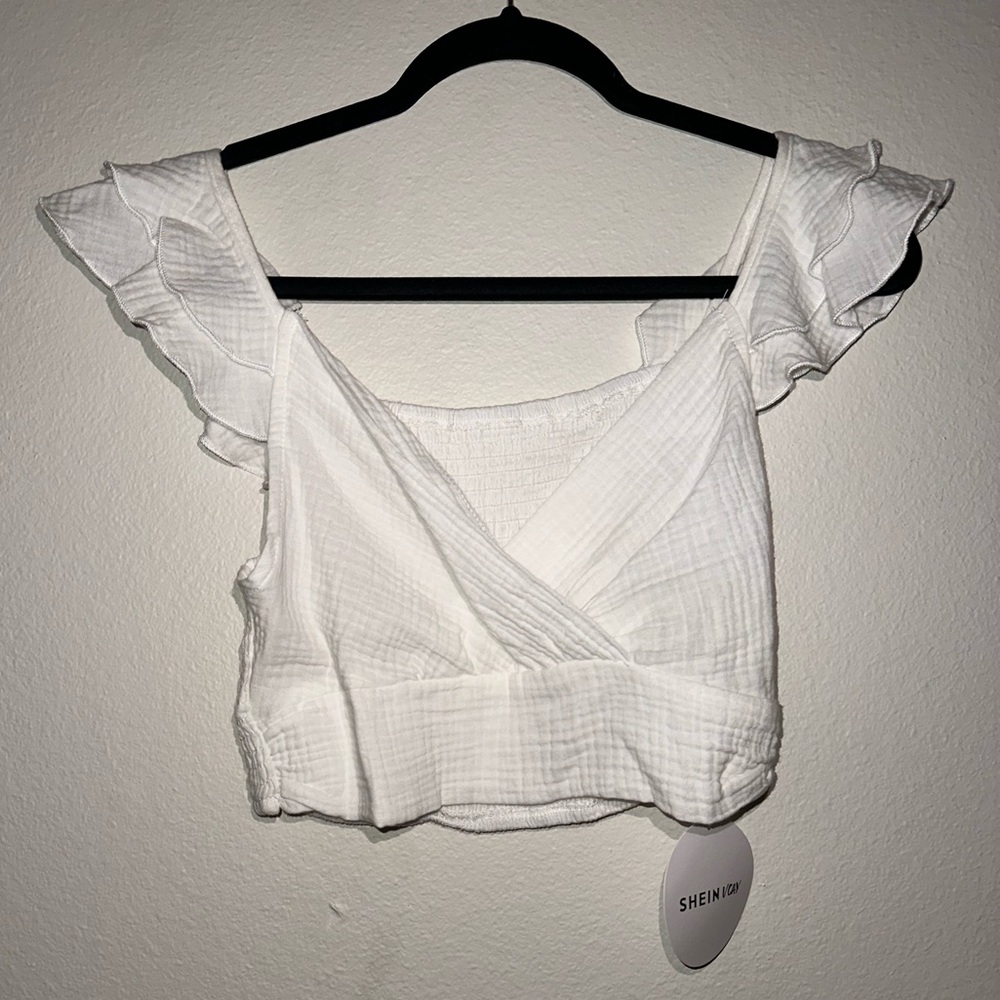 Women’s SHEIN VCAY Ruffle Trim Crop Top